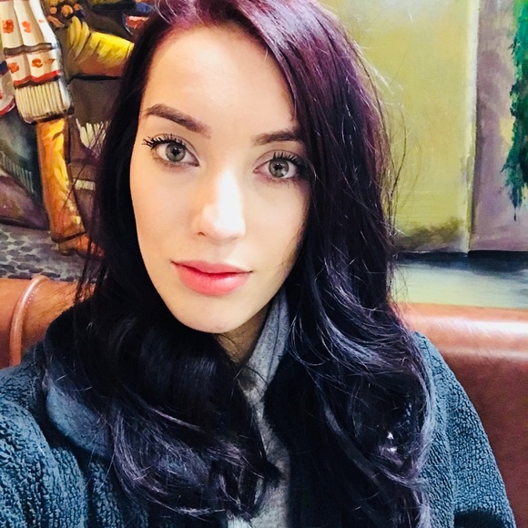 Meet your Posher, Monmonica - Picture 1 of 1